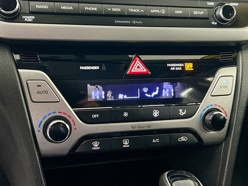 Used 2017 Hyundai Elantra Value Edition w/ Cargo Package image 27