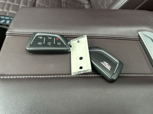 Certified 2024 Cadillac Escalade ESV Sport Platinum w/ LPO, ONYX Package image 24