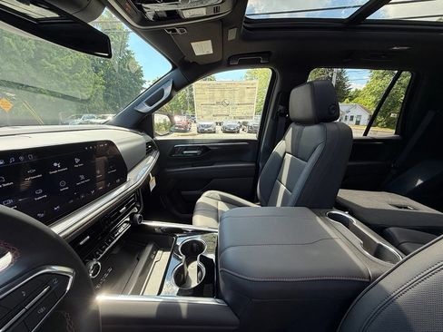 New 2026 Chevrolet Tahoe RST w/ Sun And Tow Package AWD/4WD image 19