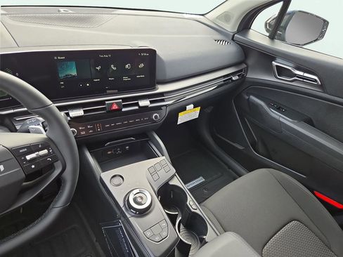 New 2026 Kia Sportage LX image 19