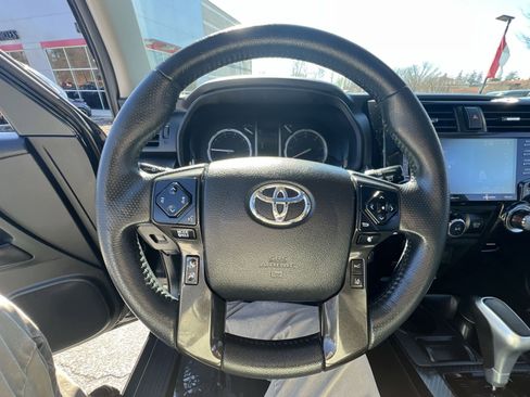 Used 2022 Toyota 4Runner TRD Off-Road Premium w/ Moonroof Package image 16