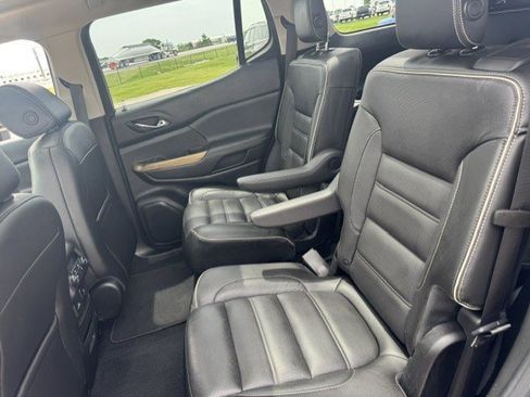 Used 2018 GMC Acadia Denali w/ Technology Package AWD/4WD image 26