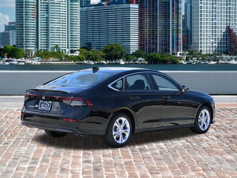 New 2026 Honda Accord LX image 5