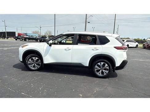 Used 2023 Nissan Rogue SV w/ SV Premium B Package AWD/4WD image 4
