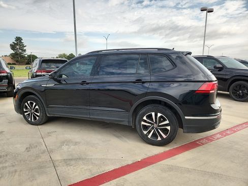 Used 2022 Volkswagen Tiguan S FWD image 4