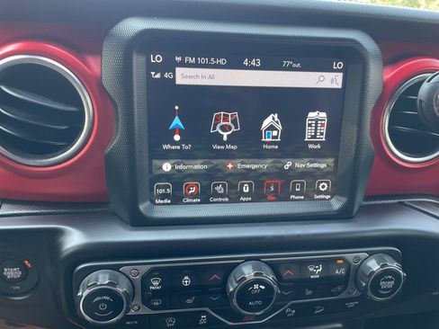 Used 2021 Jeep Wrangler Unlimited Rubicon AWD/4WD image 15