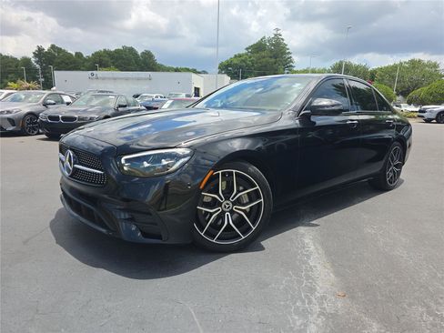 Used 2022 Mercedes-Benz E 350 Sedan image 28