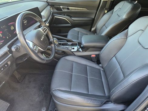 Certified 2025 Kia Telluride EX w/ EX Captain's Chair Package image 11
