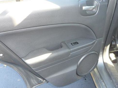 Used 2012 Dodge Caliber SXT image 14