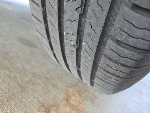 Used 2021 Nissan Rogue S image 61