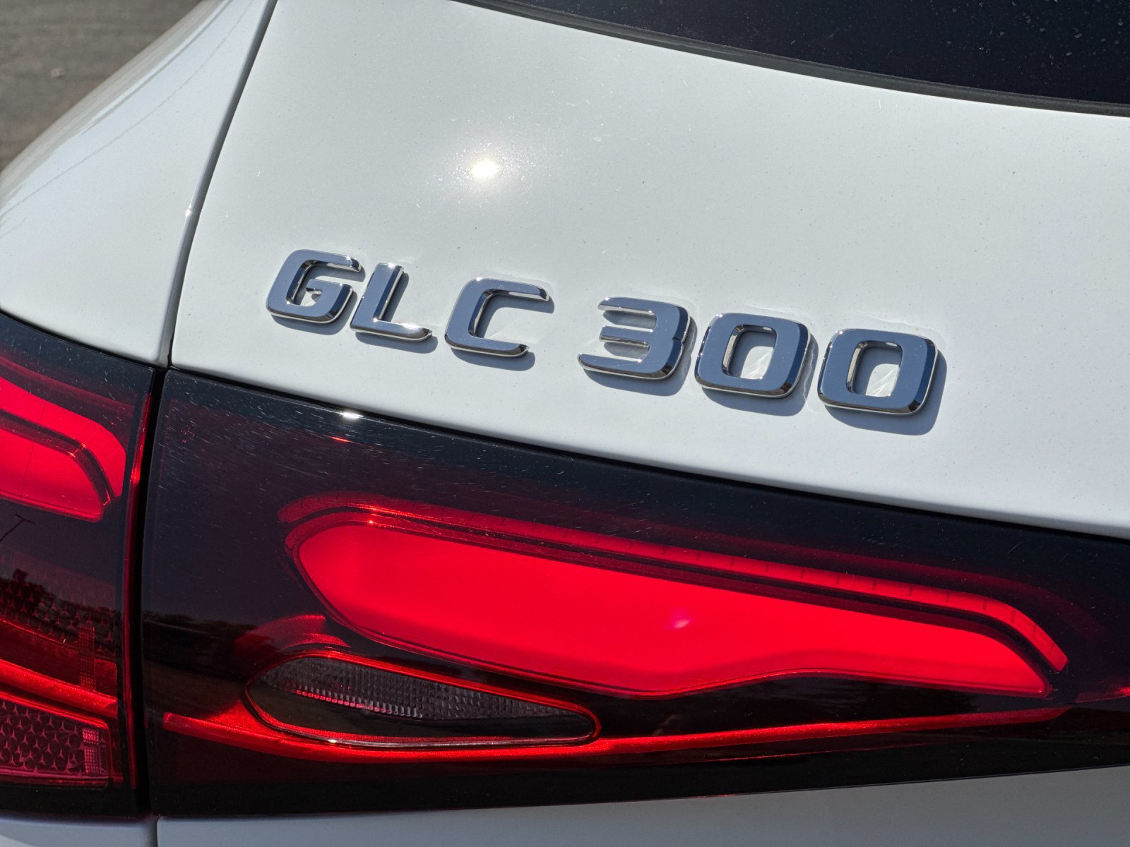 Certified 2026 Mercedes-Benz GLC 300 image 25