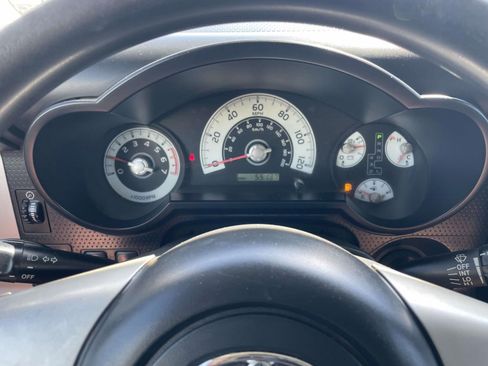 Used 2007 Toyota FJ Cruiser 4WD image 29