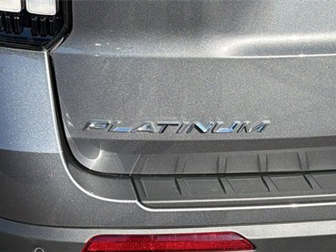 New 2026 Ford Explorer Platinum image 12