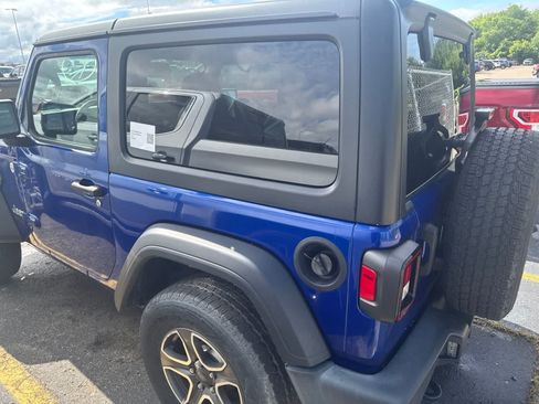 Used 2020 Jeep Wrangler Sport AWD/4WD image 16