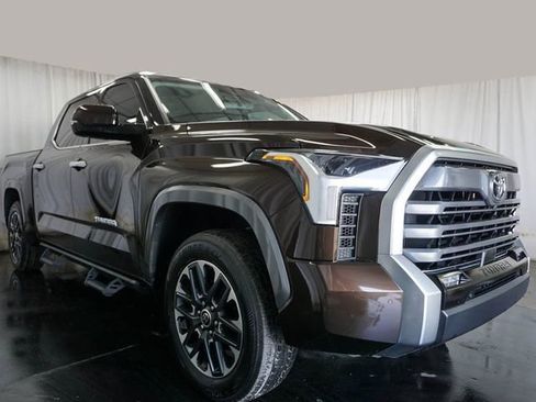 Used 2023 Toyota Tundra Limited AWD/4WD image 2