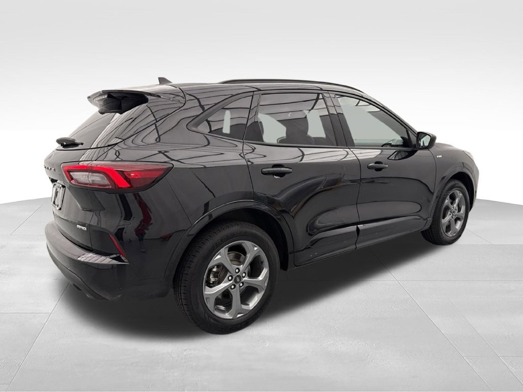 Used 2023 Ford Escape ST-Line AWD/4WD image 12
