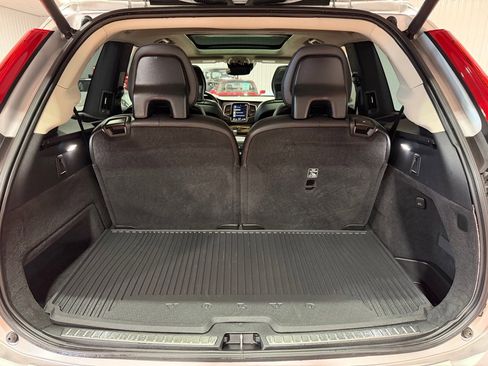 Used 2022 Volvo XC90 T8 Inscription Expression w/ Advanced Package image 36