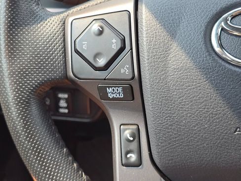 Used 2020 Toyota Tacoma TRD Pro AWD/4WD image 16