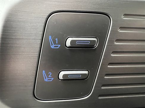 Used 2024 Hyundai Santa Fe Limited image 26