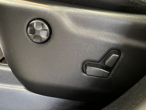 Used 2019 Dodge Durango GT AWD/4WD image 32