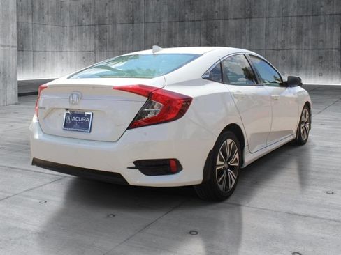 Used 2016 Honda Civic EX-T image 6