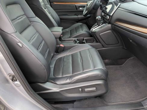 Used 2018 Honda CR-V Touring image 21