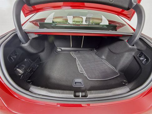 Used 2025 Mercedes-Benz C 300 4MATIC Sedan image 10