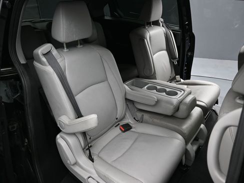Used 2018 Honda Odyssey EX-L image 28