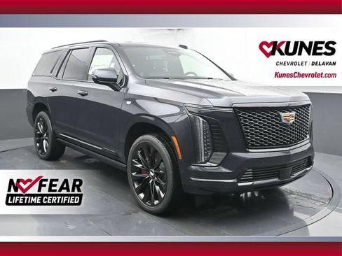Used 2025 Cadillac Escalade Sport Platinum AWD/4WD image 1