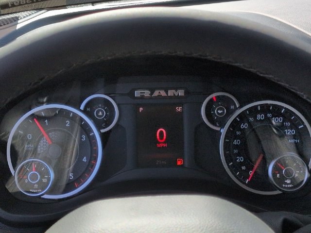 New 2026 RAM 3500 Big Horn AWD/4WD image 32