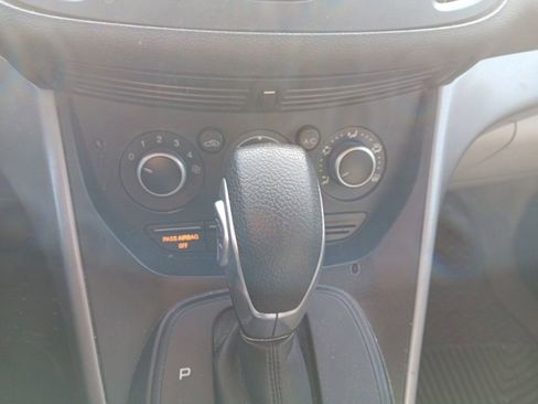 Used 2016 Ford Escape SE image 12