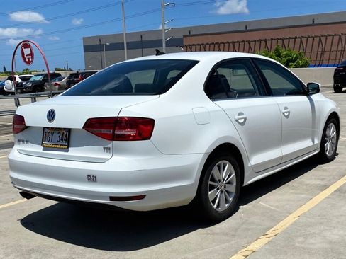 Used 2015 Volkswagen Jetta SE FWD image 5