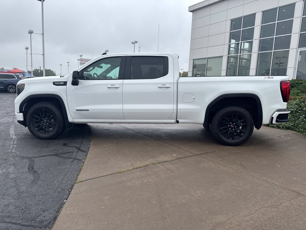 Used 2025 GMC Sierra 1500 Elevation w/ Elevation Premium Package AWD/4WD image 9