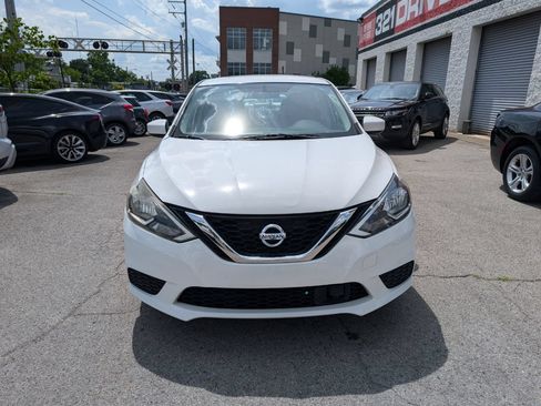 Used 2019 Nissan Sentra S FWD image 4