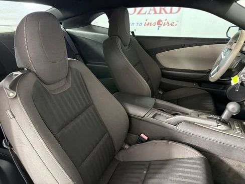 Used 2015 Chevrolet Camaro LS RWD image 16