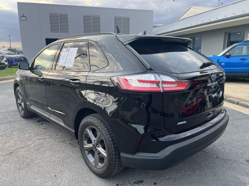 Certified 2023 Ford Edge SEL w/ Sport Appearance Package AWD/4WD image 3