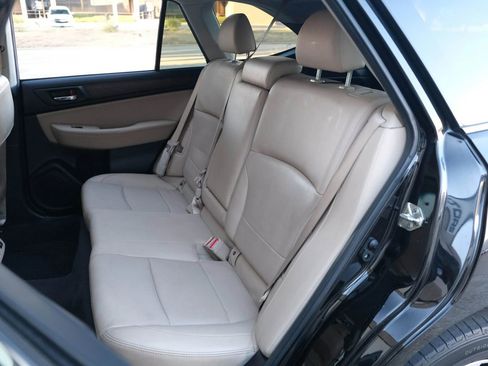 Used 2016 Subaru Outback 2.5i Limited image 26
