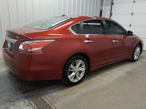 Used 2015 Nissan Altima 2.5 SL w/ Technology Package image 10