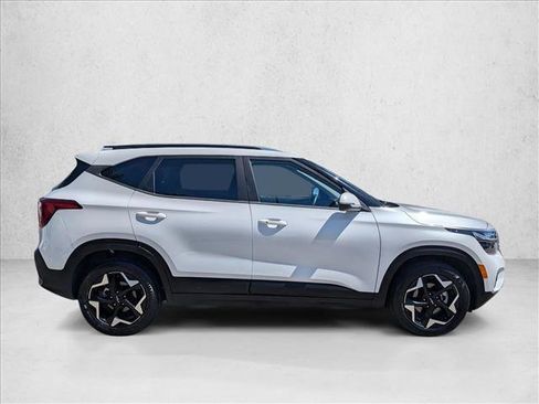 Used 2025 Kia Seltos S FWD image 4