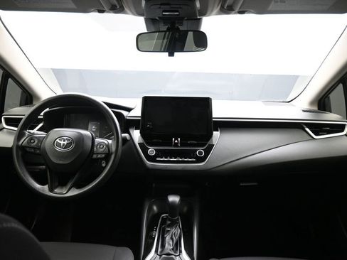 Used 2023 Toyota Corolla LE FWD image 40