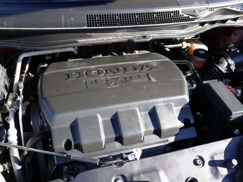 Used 2016 Honda Odyssey SE image 9