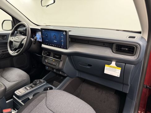 New 2025 Ford Maverick XLT w/ XLT Luxury Package image 28