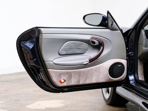 Used 2004 Porsche 911 Carrera 4S image 35