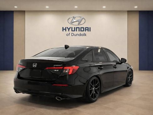 Used 2023 Honda Civic Sport image 4