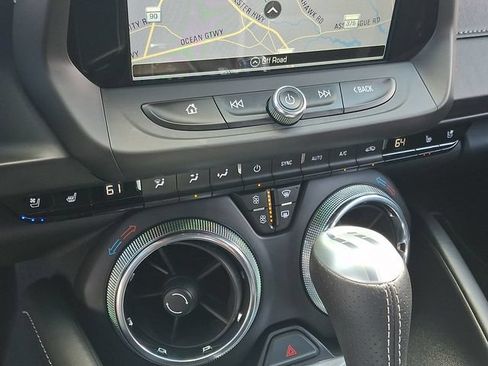 Used 2017 Chevrolet Camaro SS RWD image 15