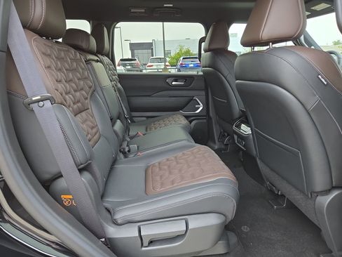 New 2026 Nissan Armada Platinum AWD/4WD image 14