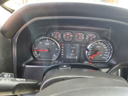 Used 2015 Chevrolet Silverado 2500 W/T AWD/4WD image 16