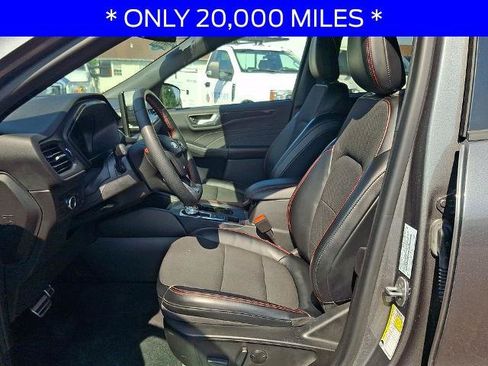 Certified 2023 Ford Escape ST-Line w/ Tech Pack #1 AWD/4WD image 13