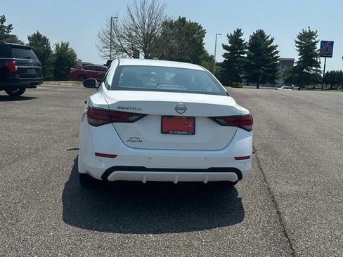 Certified 2025 Nissan Sentra S FWD image 6