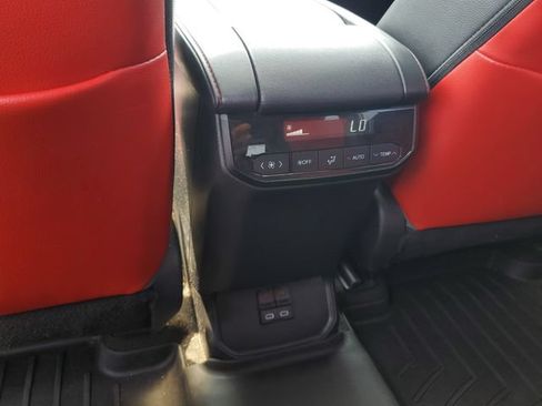 Used 2023 Toyota Highlander XSE AWD/4WD image 11